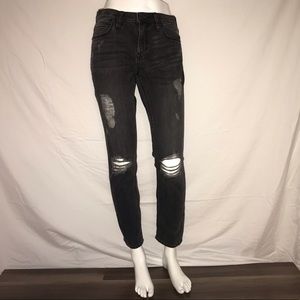 Express Jeans Girlfriend Size 2r Distressed 🔥